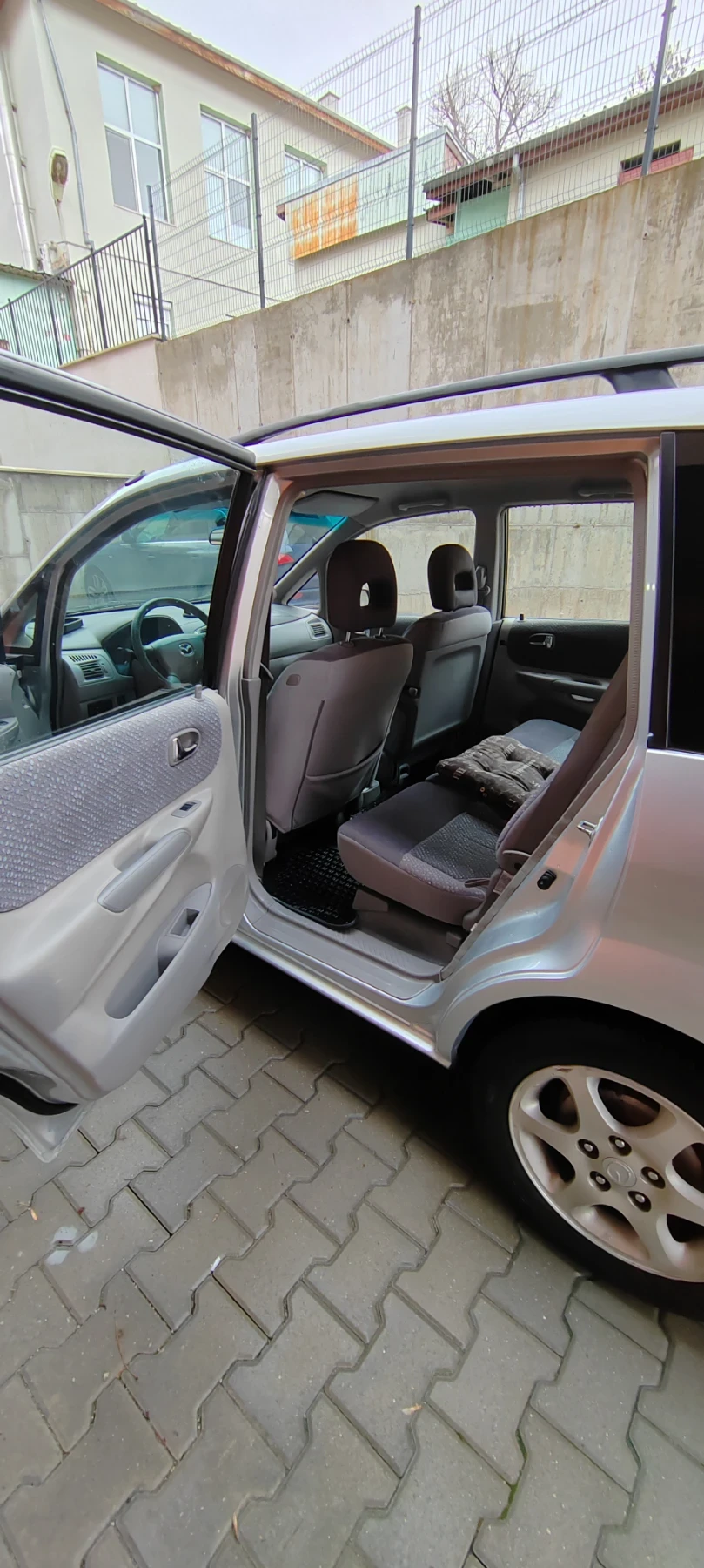 Mazda Premacy 1.9 lpg, снимка 6 - Автомобили и джипове - 54679608