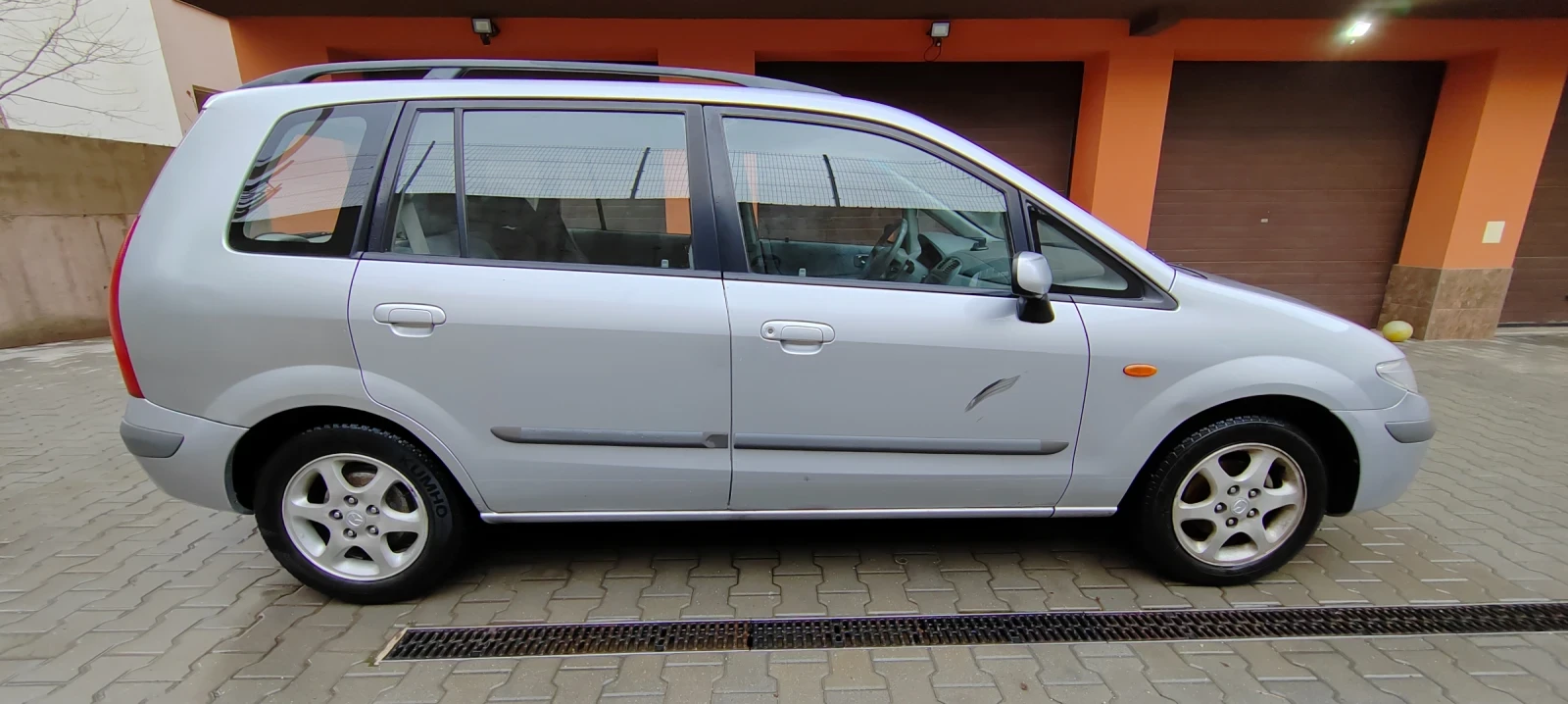 Mazda Premacy 1.9 lpg, снимка 11 - Автомобили и джипове - 54679608