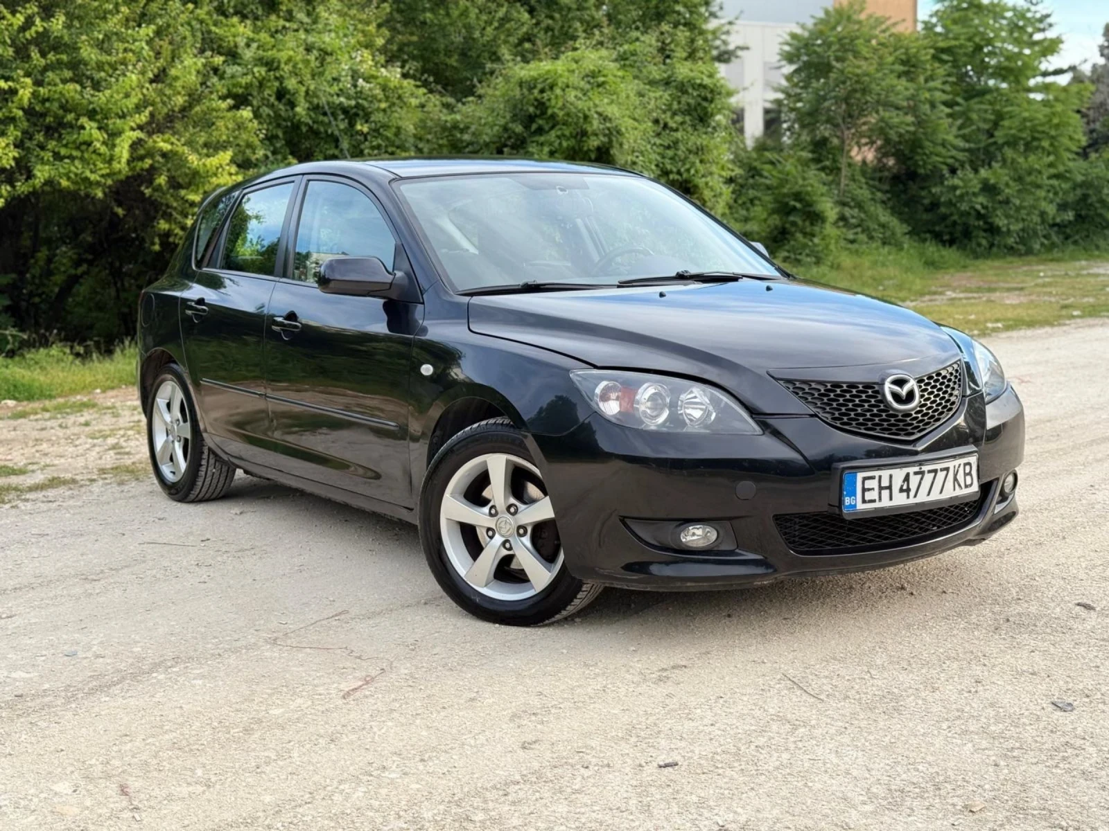 Mazda 3 1.6HDI/КЛИМАТРОНИК/ОБСЛУЖЕН/ЗИМНИ И ЛЕТНИ ГУМИ, снимка 3 - Автомобили и джипове - 54857412