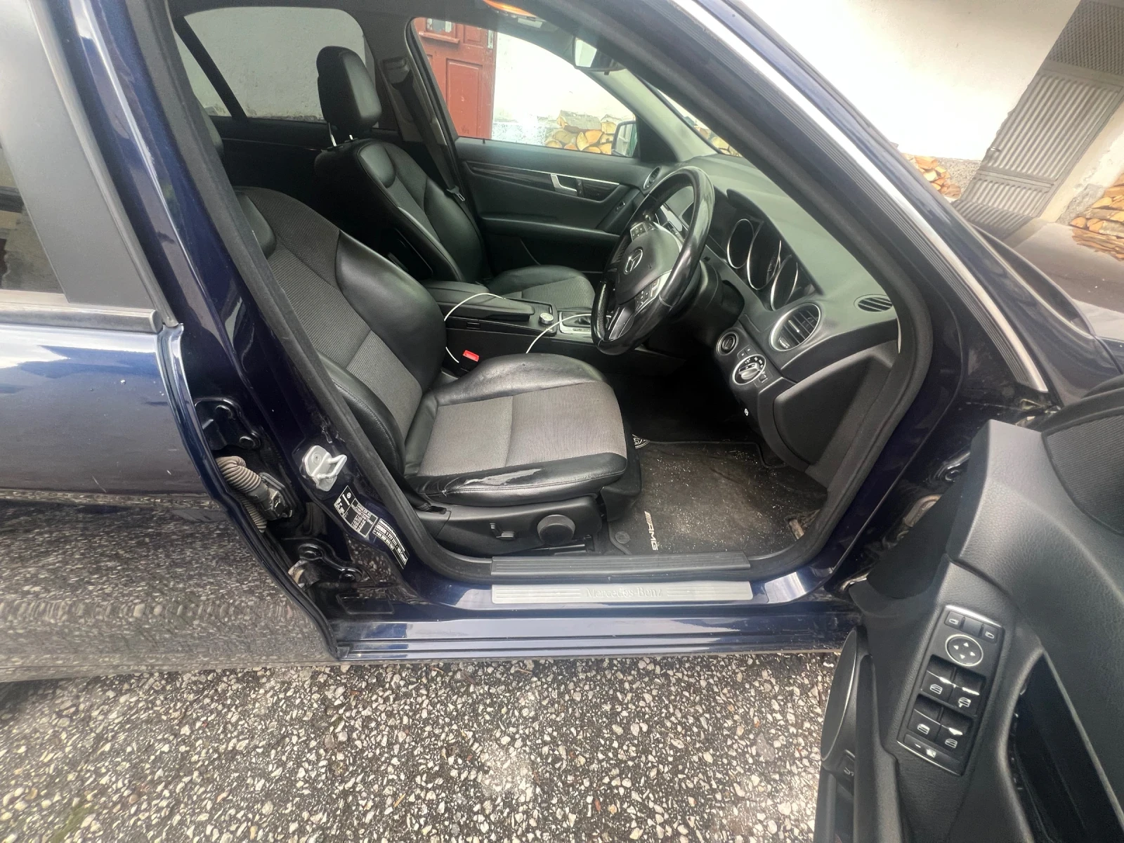 Mercedes-Benz 200 2.2 136 , снимка 9 - Автомобили и джипове - 54921628