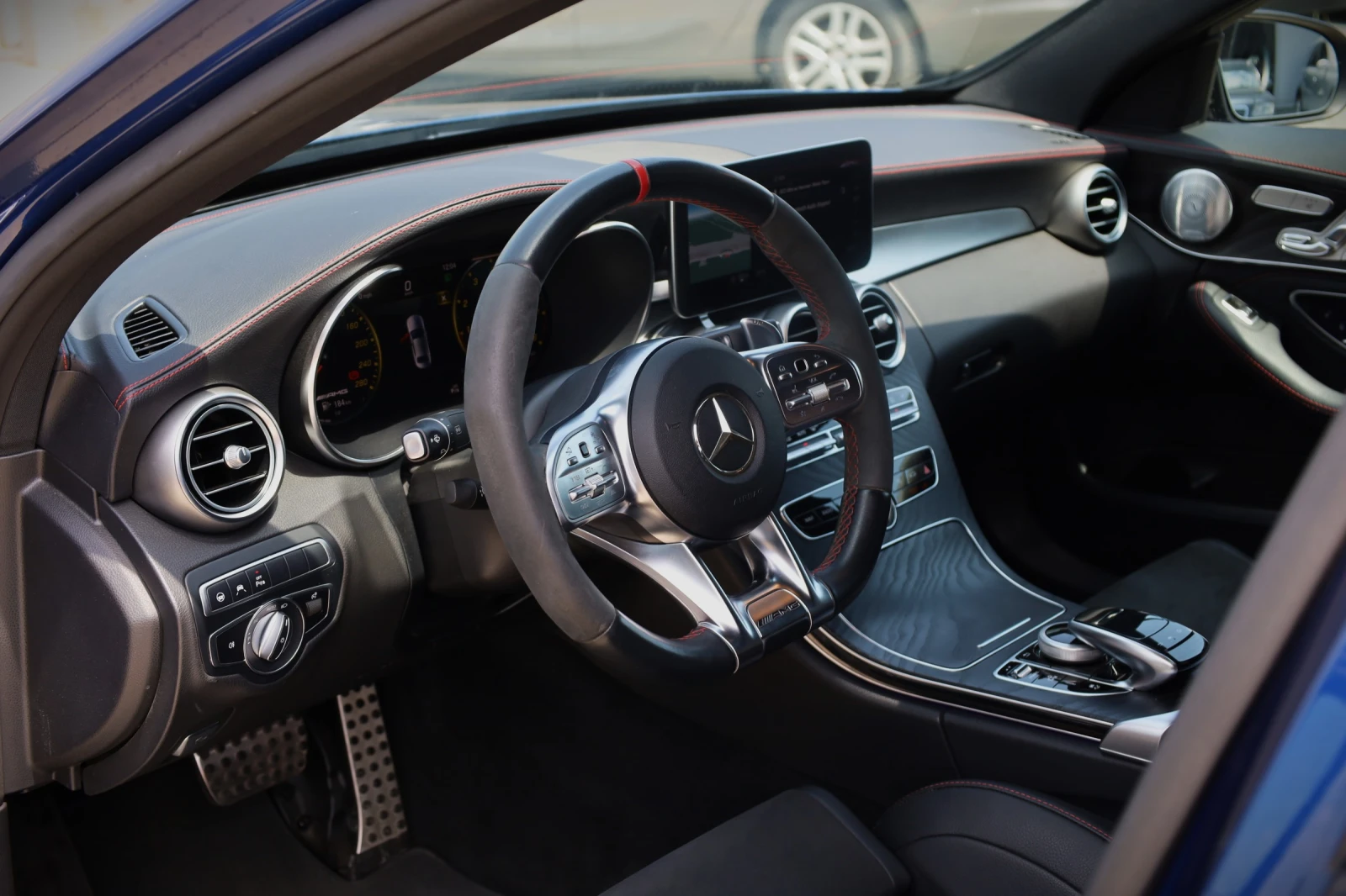 Mercedes-Benz C 43 AMG 3.0 Бензин / PERFORMANCE, снимка 10 - Автомобили и джипове - 55132241