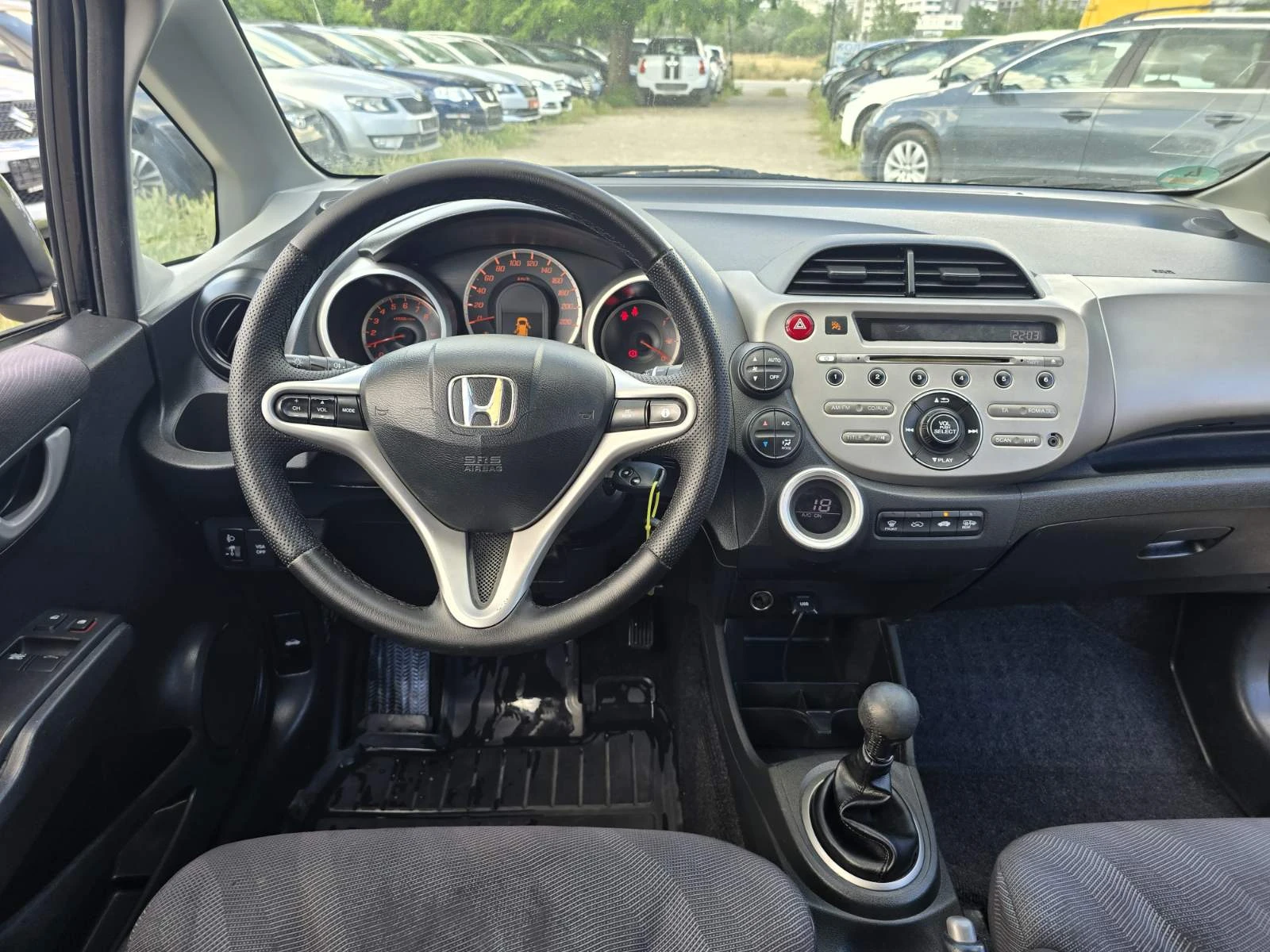 Honda Jazz ТОП1.4i 99hp КЛИМАТРОНИК, снимка 10 - Автомобили и джипове - 55260247