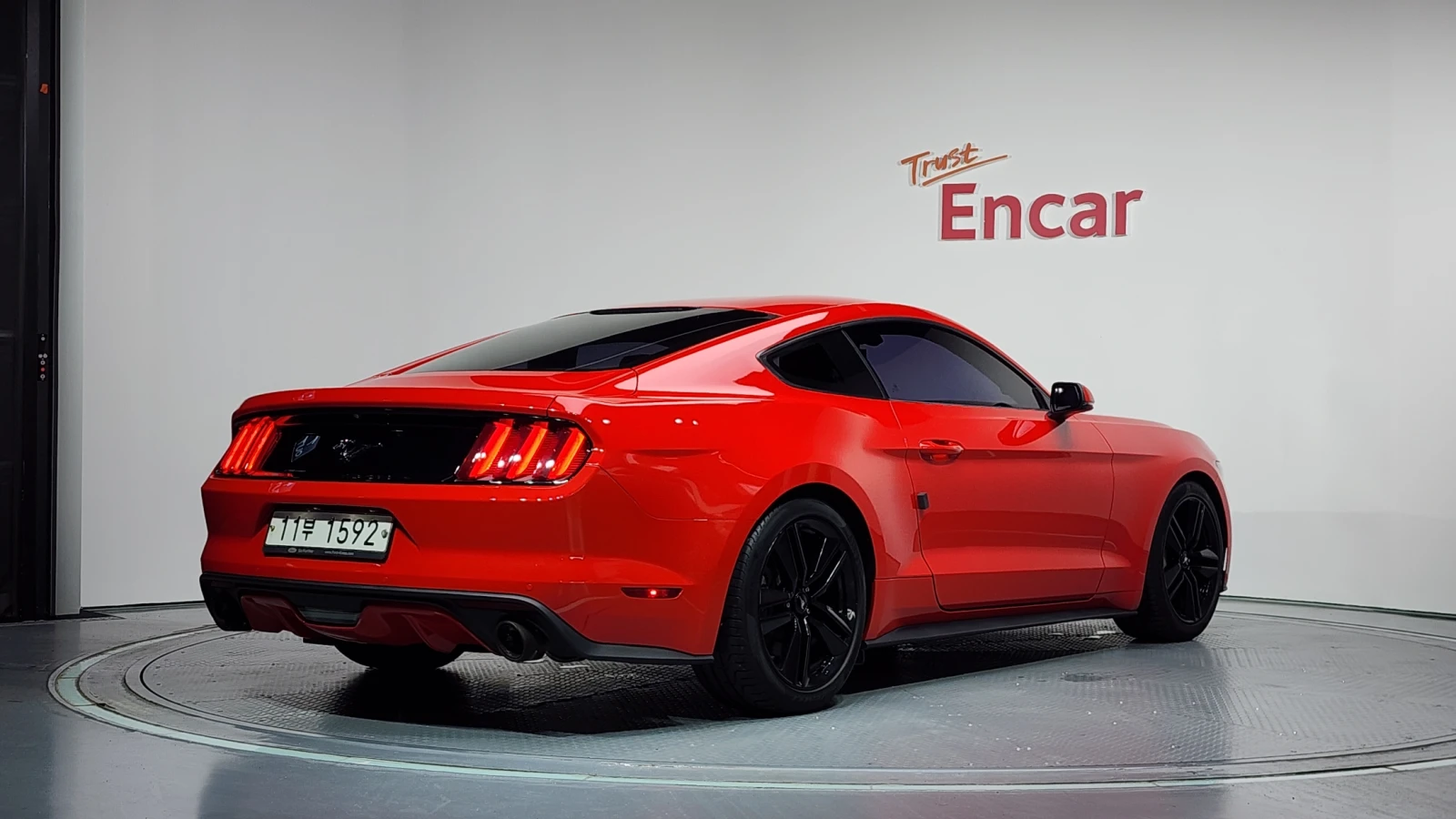 Ford Mustang BLIND SPOT* КРАЙНА ЦЕНА, снимка 2 - Автомобили и джипове - 55594112