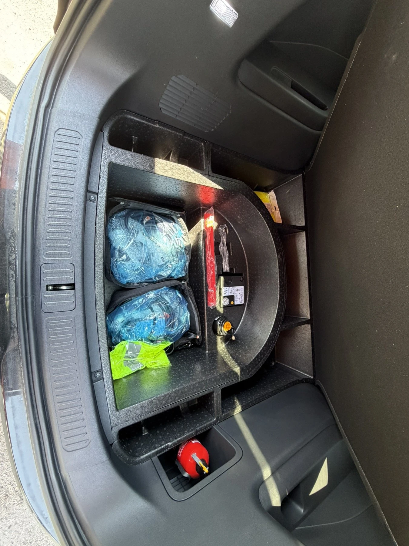 Maxus Euniq 6 ����� ���� | Mobile.bg � ����������� 8