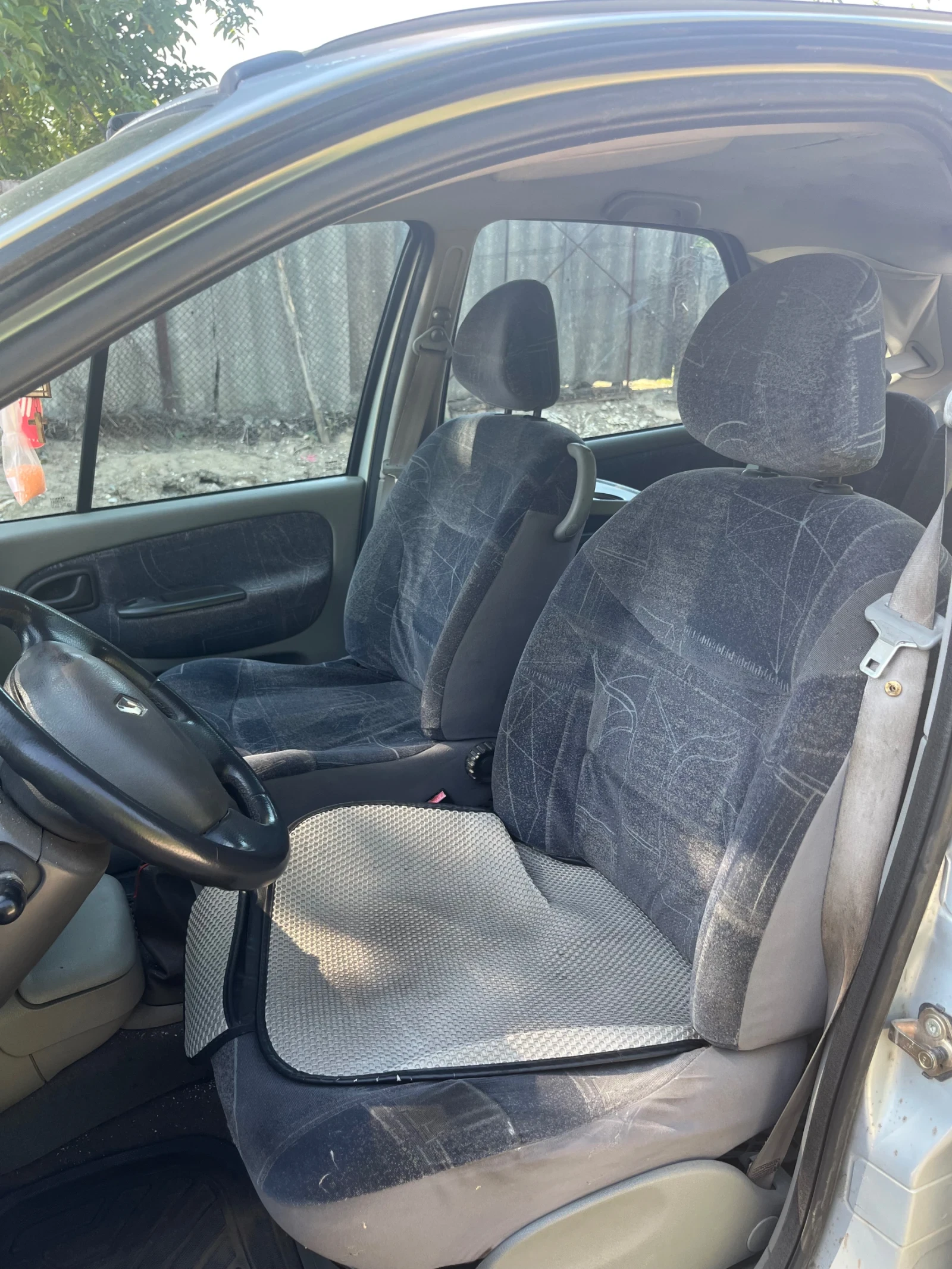 Renault Scenic, снимка 10 - Автомобили и джипове - 55725743