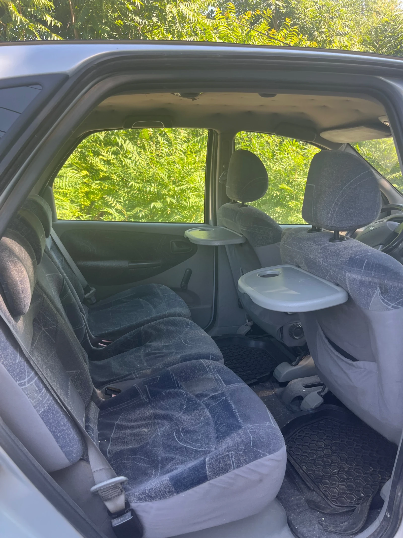 Renault Scenic, снимка 6 - Автомобили и джипове - 55725743