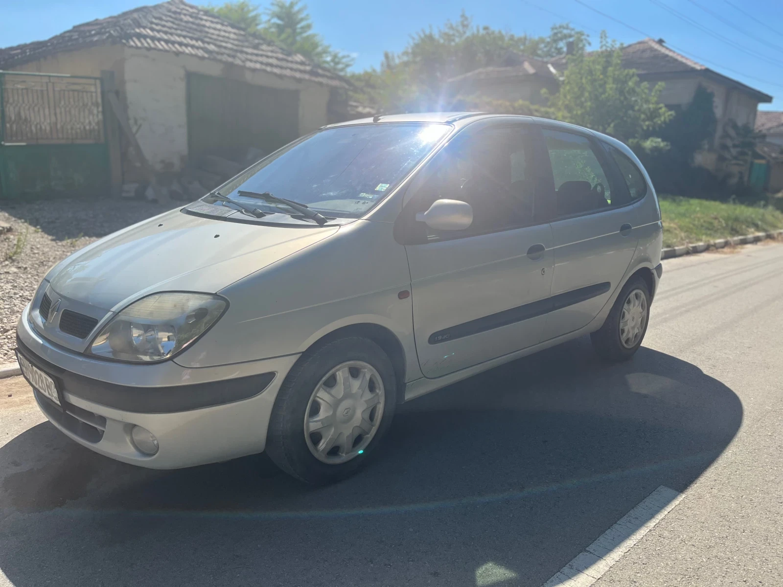 Renault Scenic, снимка 4 - Автомобили и джипове - 55725743