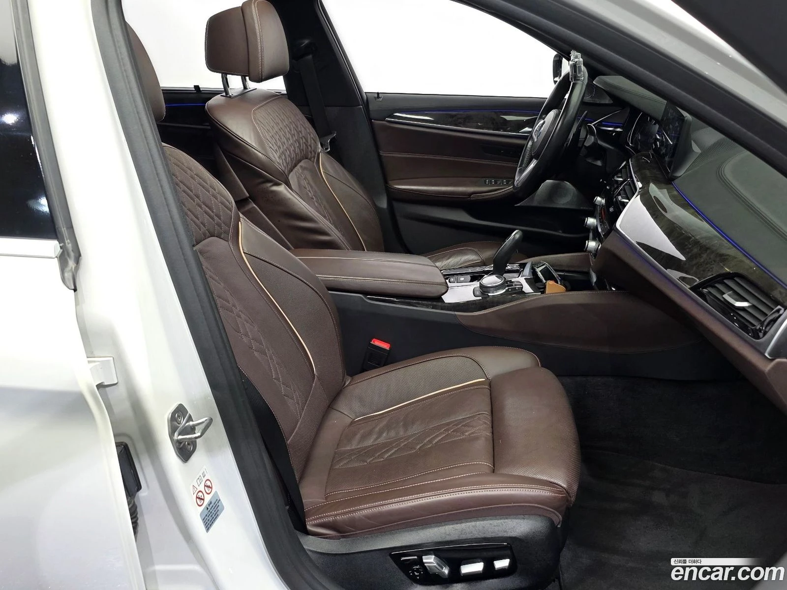 BMW 540 540i xDrive M Sport Plus, снимка 11 - Автомобили и джипове - 56741333