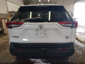 Toyota Rav4 59к* AWD* Keyless* Камера* Assist* Подгреви* High , снимка 8