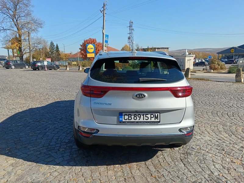 Kia Sportage 1.6 бензин , снимка 7 - Автомобили и джипове - 48297784