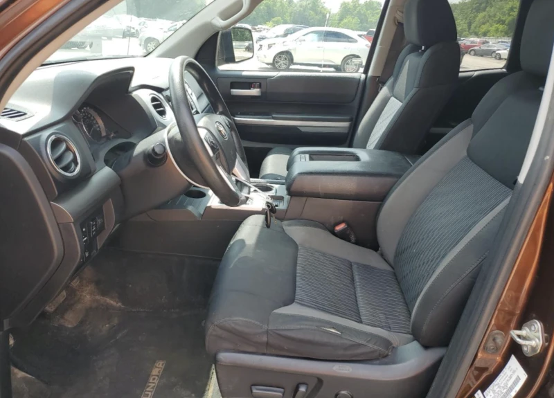 Toyota Tundra  DOUBLE CAB SR, снимка 7 - Автомобили и джипове - 53044256