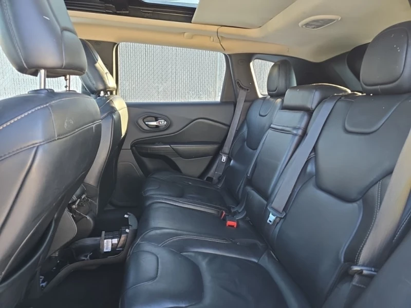 Jeep Cherokee * LIMITED * CARFAX * БЕЗ ПЪРВОНАЧАЛНА ВНОСКА, снимка 12 - Автомобили и джипове - 53414104