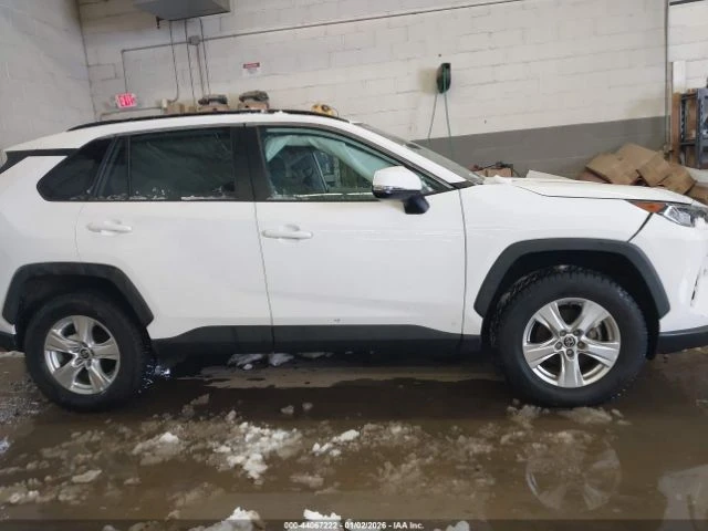 Toyota Rav4 59к* AWD* Keyless* Камера* Assist* Подгреви* High  - изображение 5