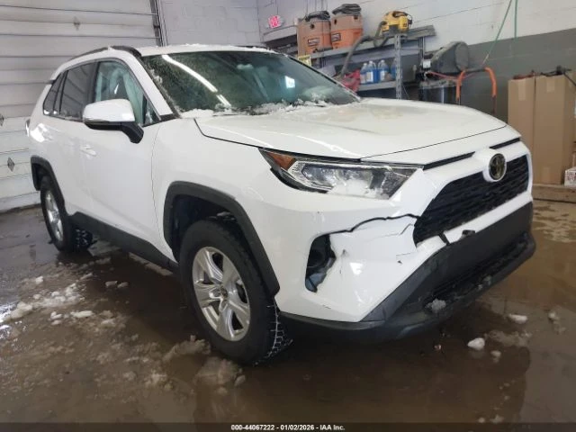 Toyota Rav4 59к* AWD* Keyless* Камера* Assist* Подгреви* High  - изображение 2