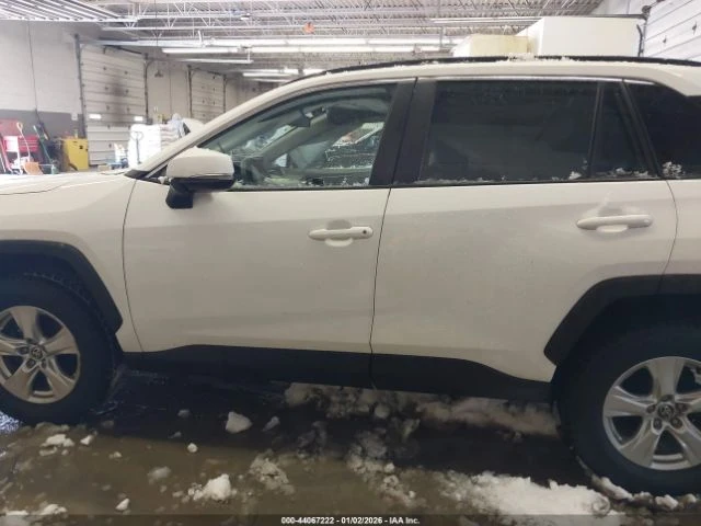 Toyota Rav4 59к* AWD* Keyless* Камера* Assist* Подгреви* High  - изображение 7