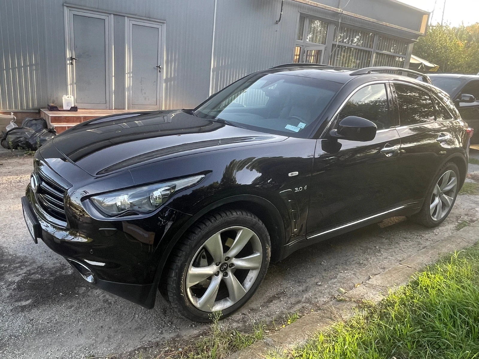 Infiniti QX70  - изображение 3