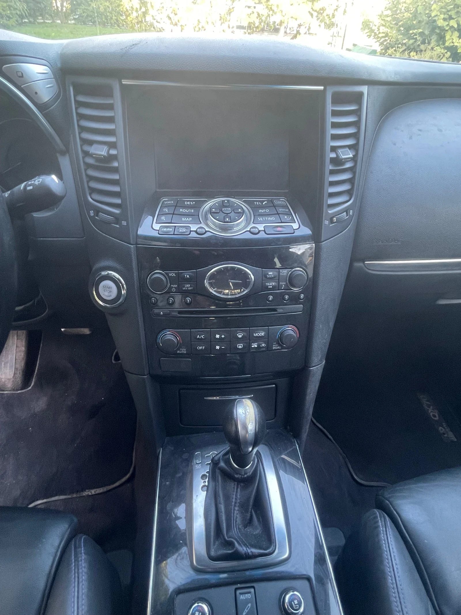 Infiniti QX70 | Mobile.bg   11