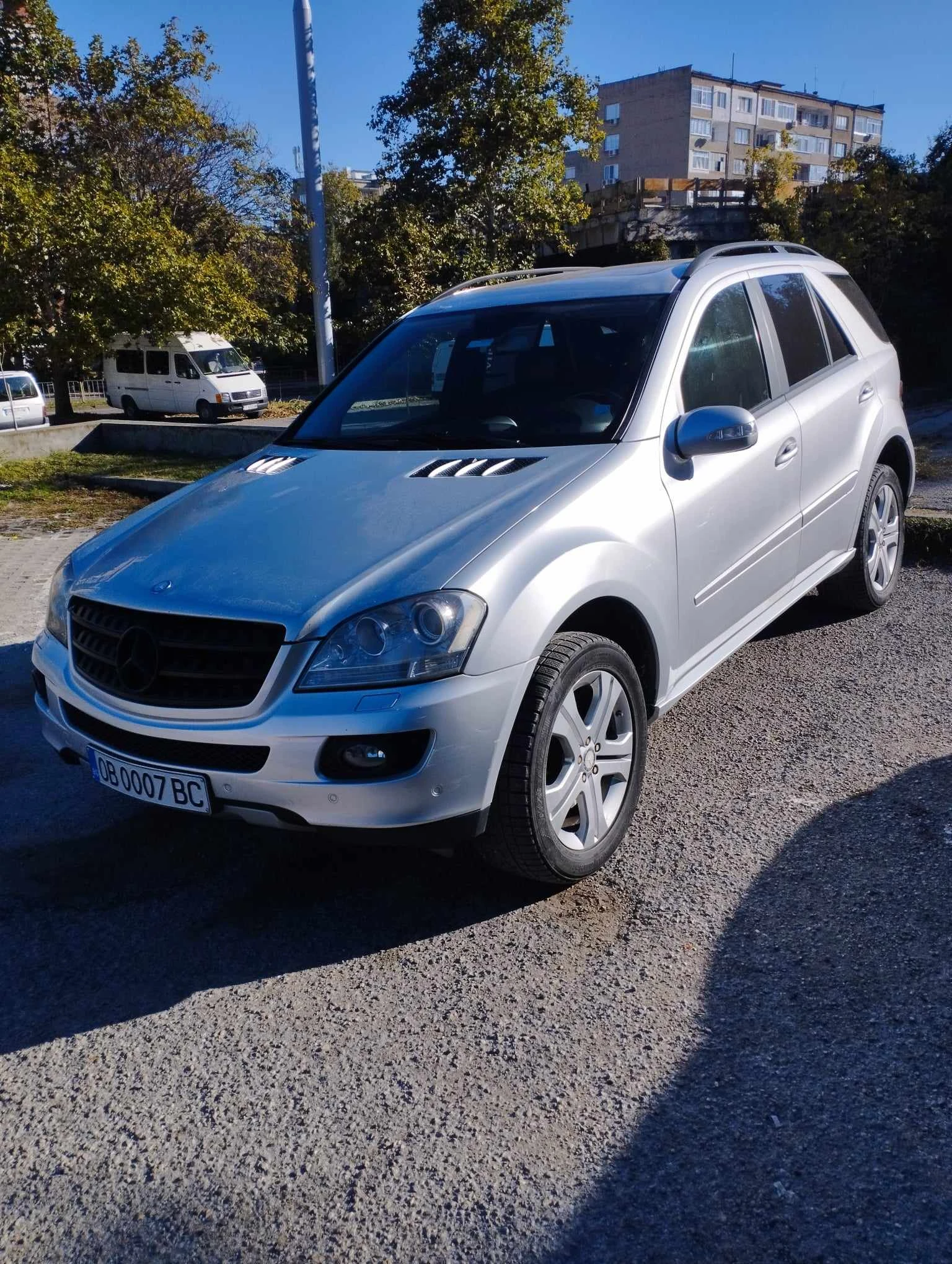 Mercedes-Benz ML 350  - изображение 2