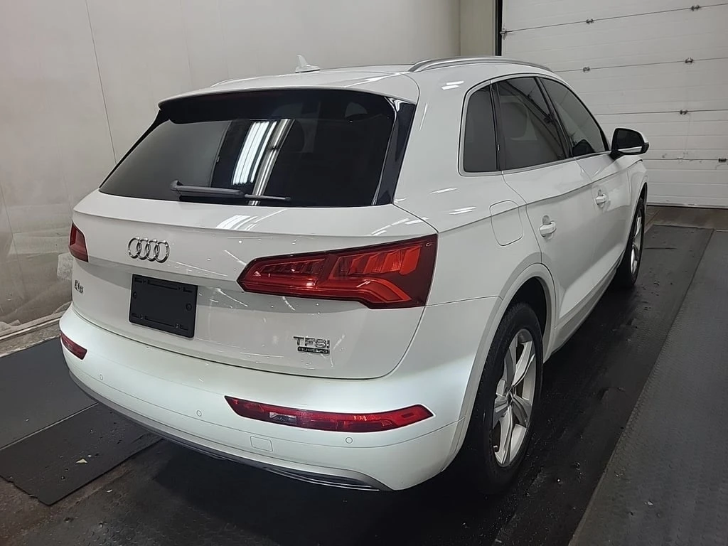Audi Q5 * TECH PREMIUM PLUS * CARFAX * БЕЗ ПЪРВОНАЧАЛНА ВН - изображение 3