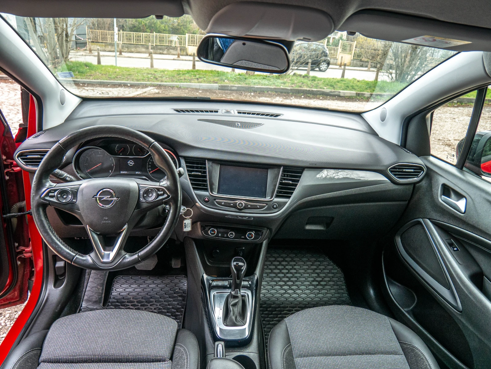 Opel Crossland X 1.2 Turbo Automatic (130hp) + ГАРАНЦИЯ, снимка 7 - Автомобили и джипове - 54022289
