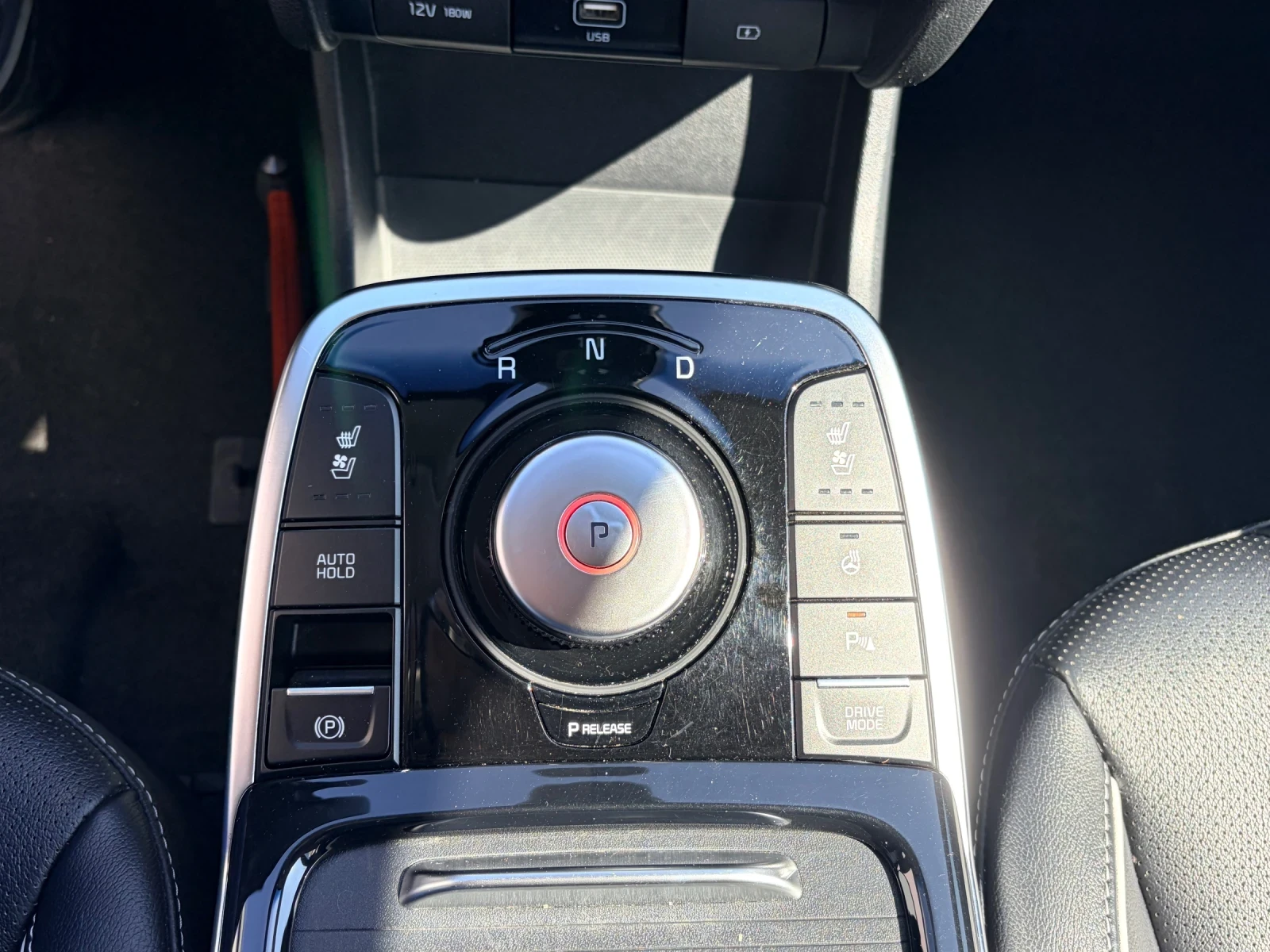 Kia Niro 64kw 204kc FACELIFT!!! TERMOPOMPA FUL!!!, снимка 10 - Автомобили и джипове - 54134288