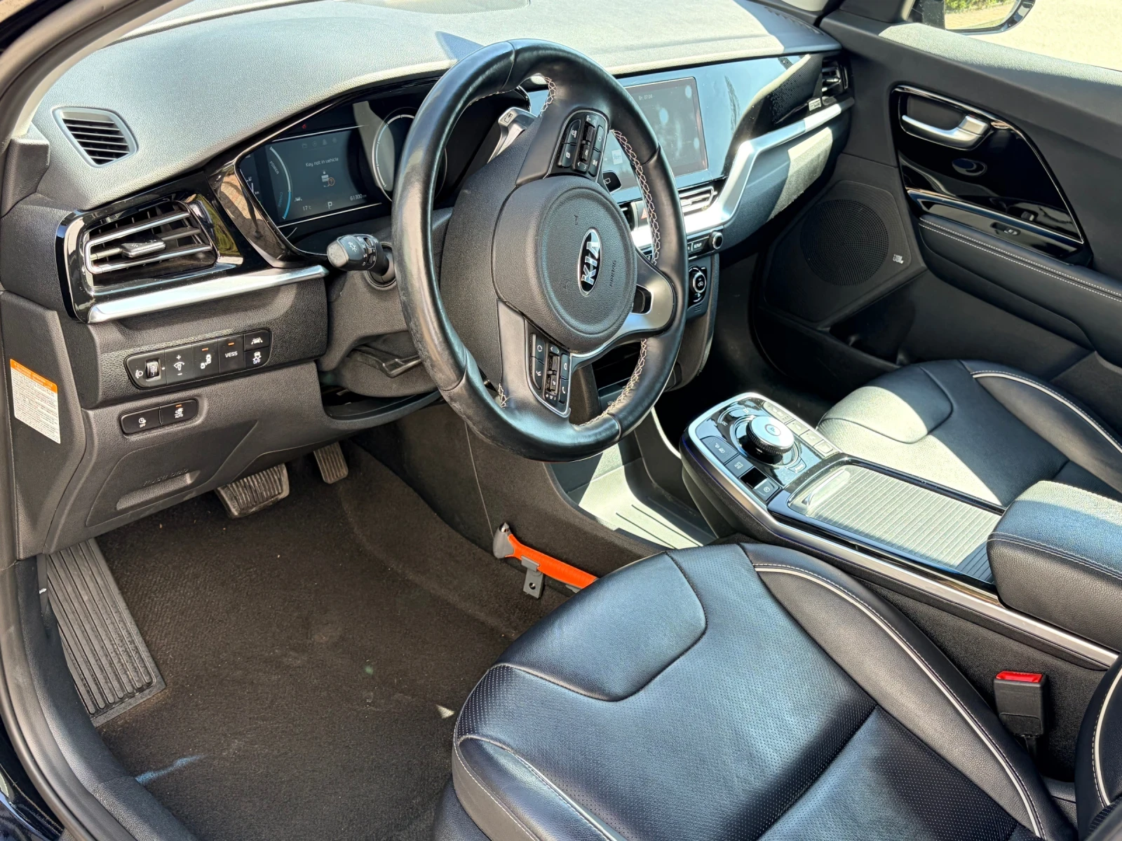 Kia Niro 64kw 204kc FACELIFT!!! TERMOPOMPA FUL!!!, снимка 5 - Автомобили и джипове - 54134288