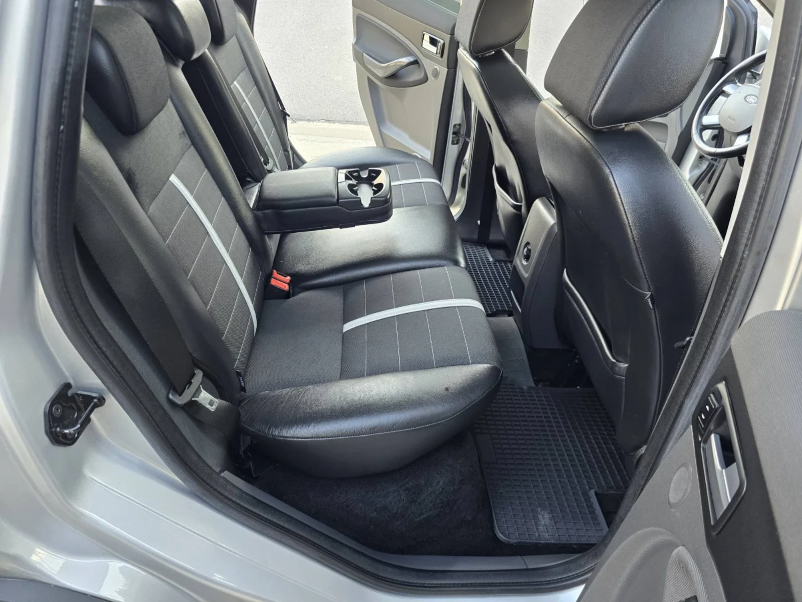 Ford Kuga 2.0TDCI TITANIUM , снимка 10 - Автомобили и джипове - 55083377