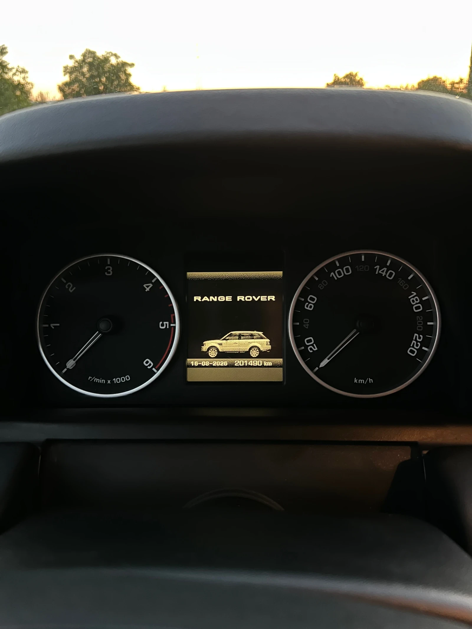 Land Rover Range Rover Sport 3.0 TDV6 HSE/FACELIFT/БЕЛГИЯ, снимка 12 - Автомобили и джипове - 55684386