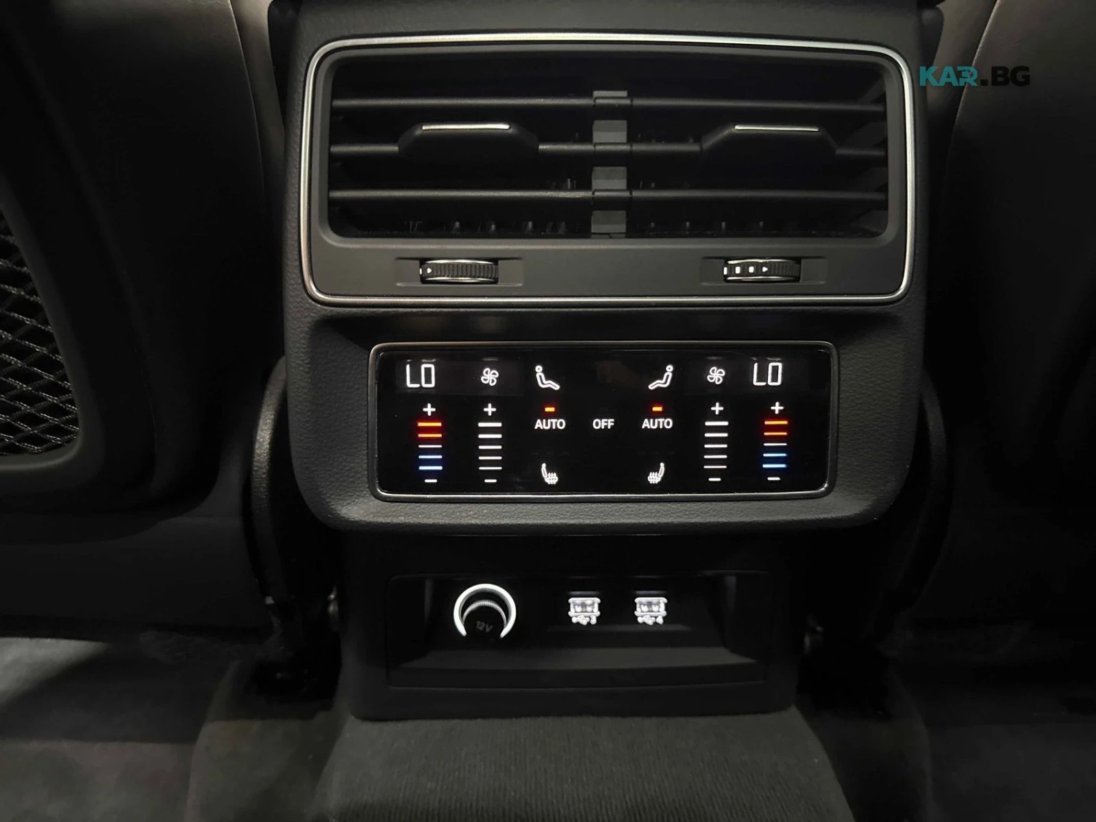 Audi Q8 TECHNIK FULL 3D B&O ЦЕНА ДО БЪЛГАРИЯ АВТОКРЕДИТ, снимка 13 - Автомобили и джипове - 55790291