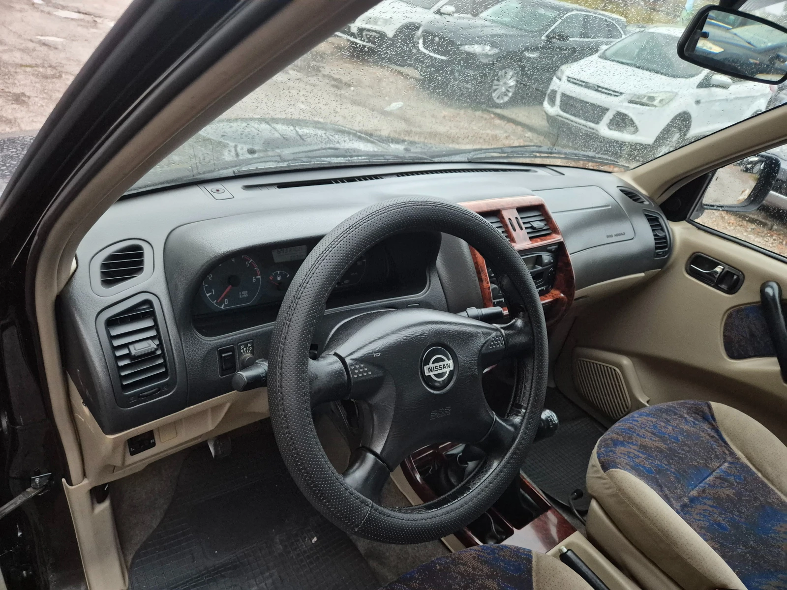 Nissan Terrano 2.7TDI KLIMA ITALY, снимка 16 - Автомобили и джипове - 56684346