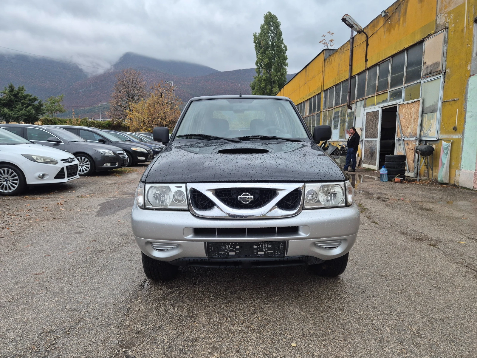 Nissan Terrano 2.7TDI KLIMA ITALY, снимка 2 - Автомобили и джипове - 56684346