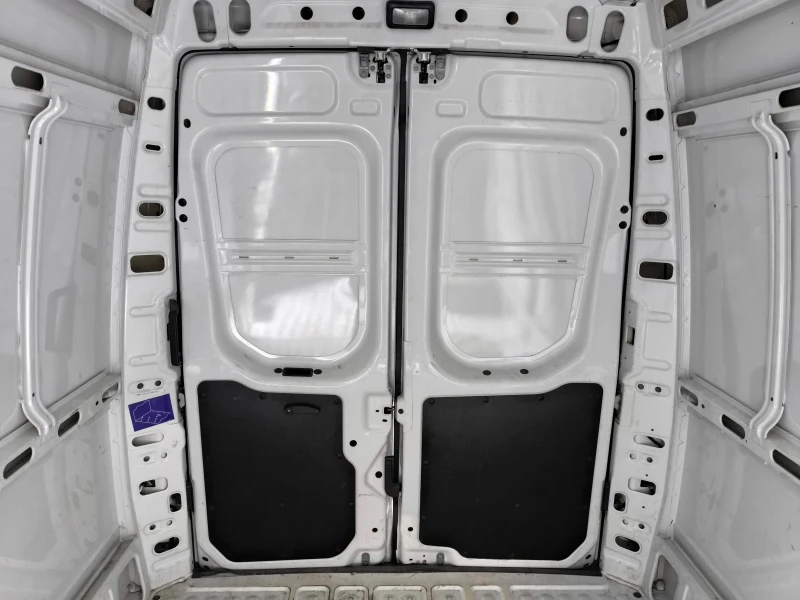 Iveco Daily 2.3 , 136800км От България Бул Авто, обслужен., снимка 17 - Бусове и автобуси - 52562842