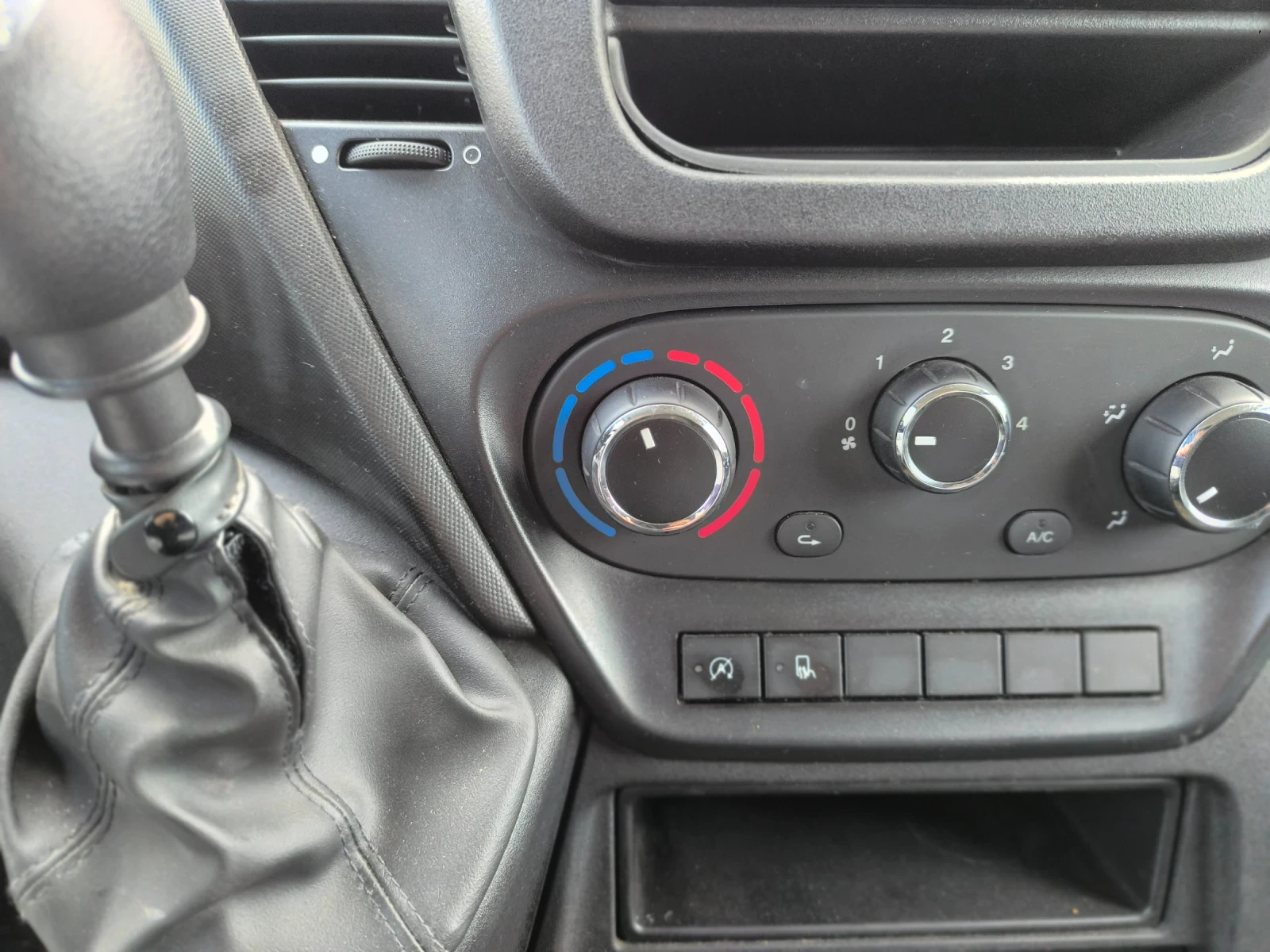 Iveco Daily 2.3 , 136800км От България Бул Авто - изображение 8