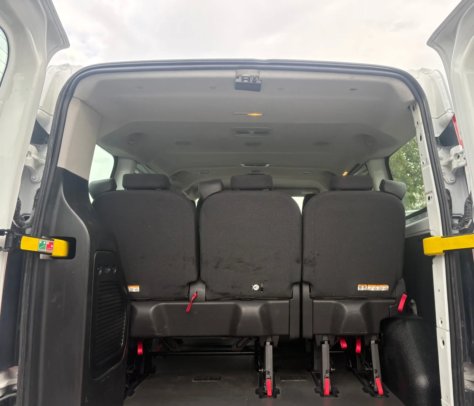 Ford Transit Custom 9-МЕСТЕН! КЛИМАТИК!, снимка 16 - Бусове и автобуси - 56231910