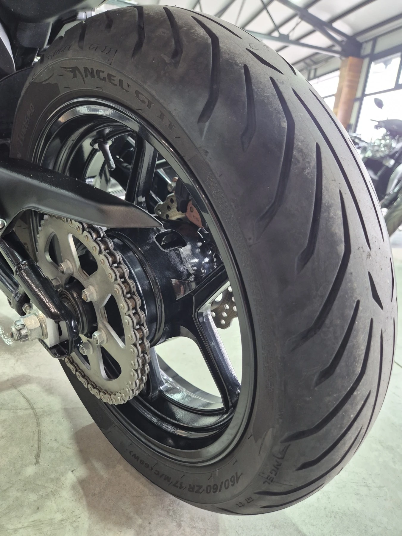 Kawasaki ER -6n ABS!!! 8000км!!! НОВ ВНОС ОТ ШВЕЙЦАРИЯ!!!, снимка 16 - Мотоциклети и мототехника - 55935618
