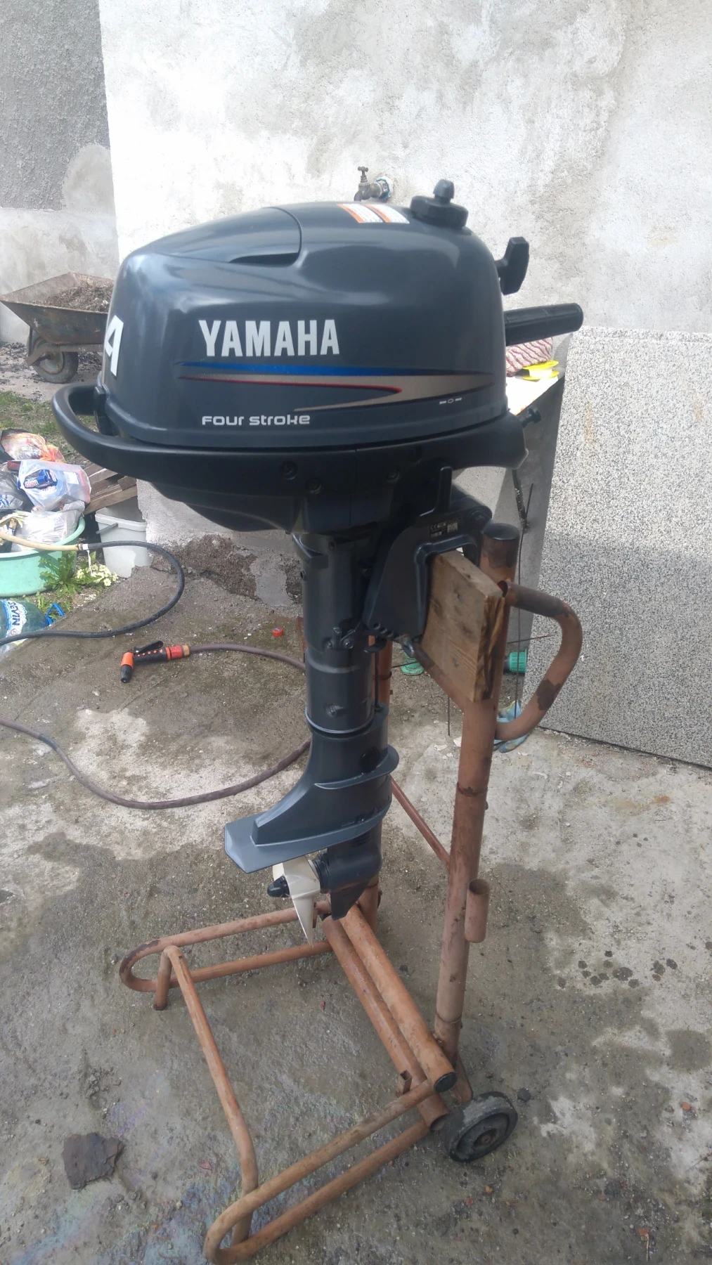 Извънбордов двигател Yamaha Ямаха 4 коня къс ботуш  - изображение 2