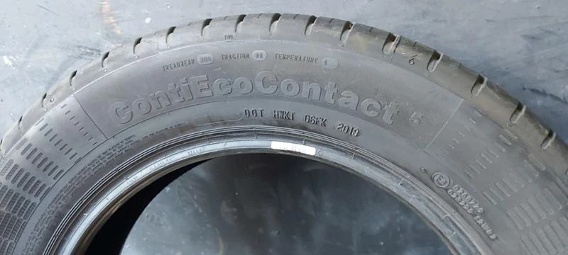 Гуми Летни 215/60R16, снимка 5 - Гуми и джанти - 34342833