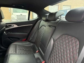 Genesis G70 3.3T Sport| DISTR| 360| ПОДГР| ОБДУХ| ШИБИДАХ| HUD, снимка 15