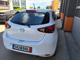 Mazda 2 1.5 attraction , снимка 3