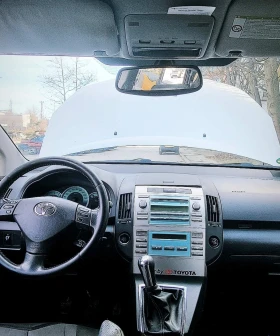 Обява за продажба на Toyota Corolla verso 2.2 dcat ~7 500 лв. - изображение 4
