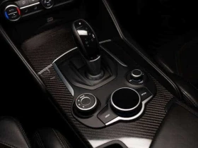 Alfa Romeo Giulia 2.9 V6 Bi Turbo QUADRIFOGLIO | CARBON TRIM  CARFAX | Auto.bg — изображение 15