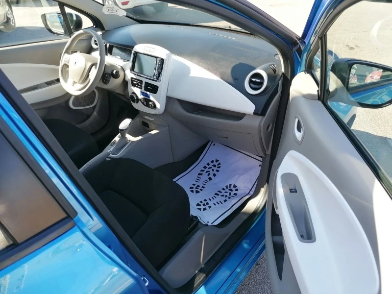 Renault Zoe 40kWh Z.E., снимка 8 - Автомобили и джипове - 43845926