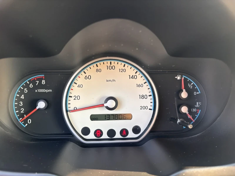 Hyundai I10 1.2 бензин, автоматик, снимка 7 - Автомобили и джипове - 46888133