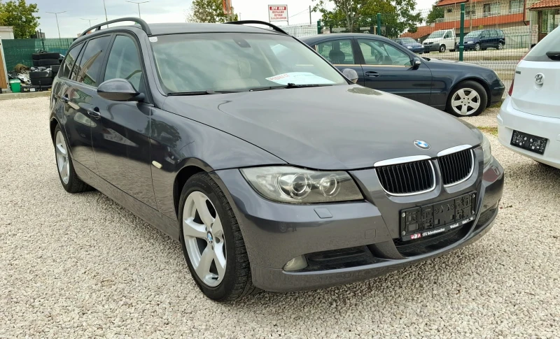 BMW 318 Комби, снимка 3 - Автомобили и джипове - 47471338