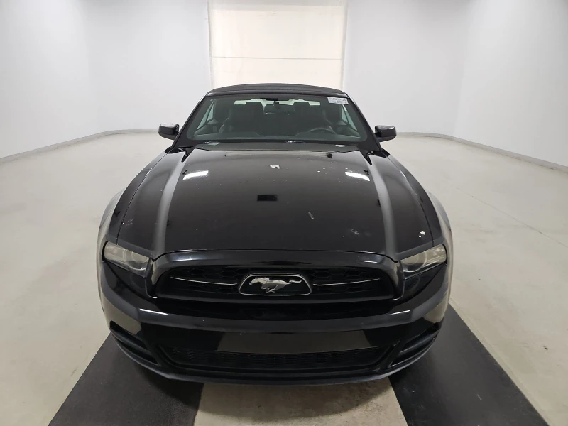 Ford Mustang 3.7 v6 КРАЙНА ЦЕНА, снимка 2 - Автомобили и джипове - 48570457