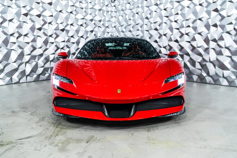 Ferrari SF 90 Rosso, снимка 2 - Автомобили и джипове - 48910066