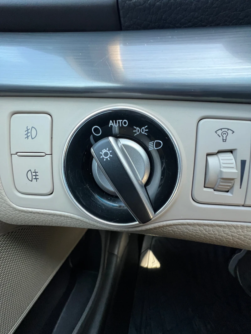 Hyundai I40 1.7 136 PREMIUM KEYLESS, снимка 8 - Автомобили и джипове - 49271017