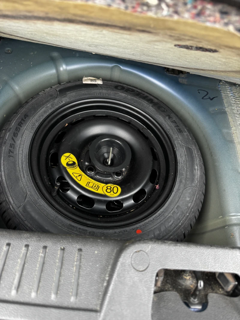 Ford Fiesta 1.6 tdci , снимка 15 - Автомобили и джипове - 51881581