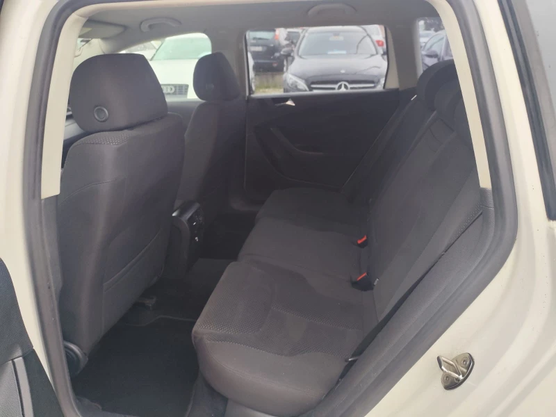 VW Passat 2.0 дизел 140 коня, снимка 12 - Автомобили и джипове - 51975632