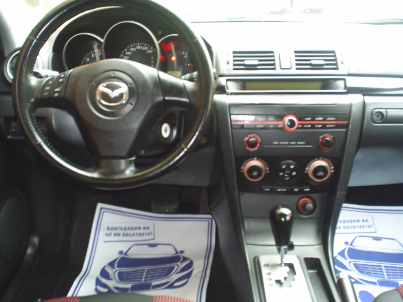 Mazda 3 1.6 16V Automat, снимка 15 - Автомобили и джипове - 53213105